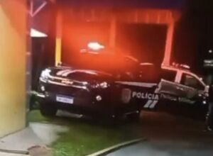 Movimenta&ccedil;&atilde;o policial no hospital de Costa Rica