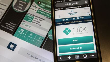 Pix bate novo recorde de transações 