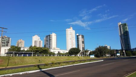 Calor&atilde;o se mant&eacute;m firme e forte em Campo Grande