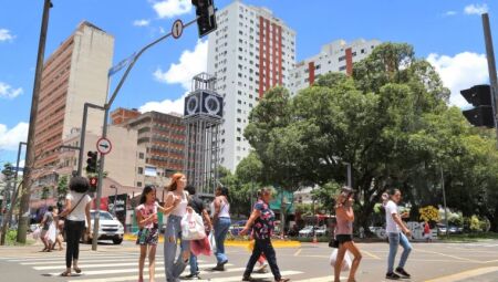 Data deve movimentar com&eacute;rcio no Centro