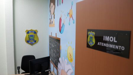 Sala de plantão da Depca