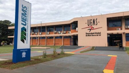 UEMS anuncia pacote de obras e quatro novos Restaurantes Universitários em MS