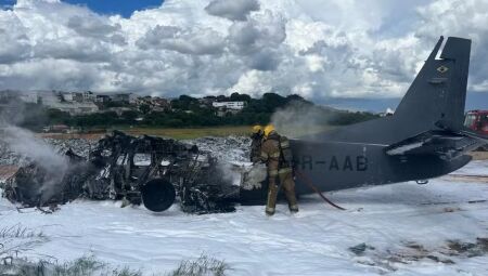 JD1TV: Veja momento do acidente com avião da PF que deixou dois mortos