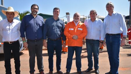 Vice da Fiems visita fábrica da UFN3 em Três Lagoas