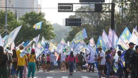 Bandeiraço político em Campo Grande