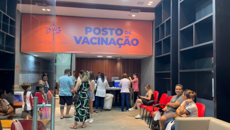 Vacinação no Shopping Bosque dos Ipês