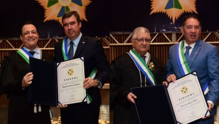 Riedel e Gerson Claro são homenageados com a Ordem Guaicurus pelo TRT-MS