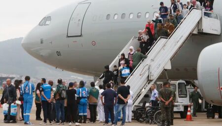 Brasileiros seguem sendo repatriados