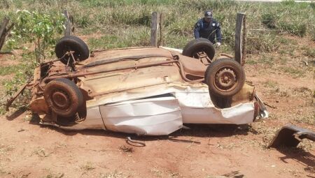 Três pessoas estavam no carro quando o acidente aconteceu