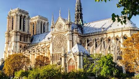 Após cinco anos fechada, Catedral de Notre-Dame reabre neste sábado