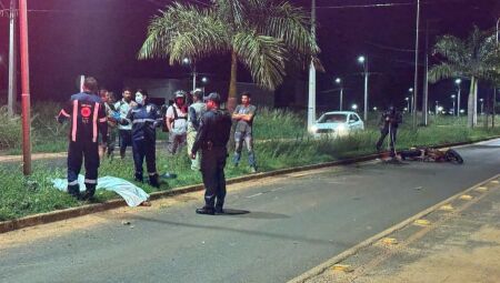 Motociclista morreu praticamente na hora