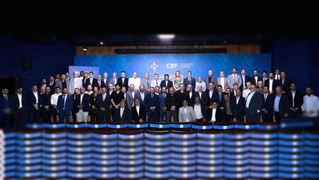 Estevão Petrallás juntamente com demais presidentes de Federações de Futebol