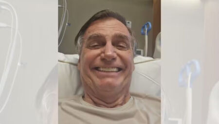 Bolsonaro retira sonda do nariz e inicia dieta líquida