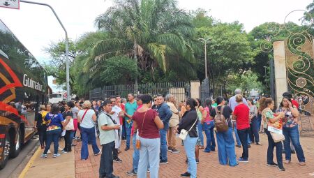 Em Campo Grande, os manifestantes se concentram na Praça Ary Coelho - 
