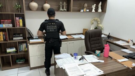 Polícia Federal deflagra operação contra peculato e corrupção de um juiz do trabalho em MS