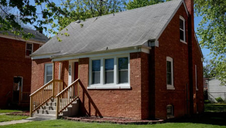 Casa em que o papa morou, em Chicago, vai a leilão por R$ 1,4 milhão