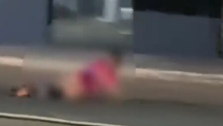Mulher foi vista nua em via pública