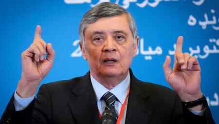  Zamir Kabulov, ex-embaixador russo no Afeganistão