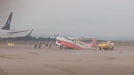 Aeronave da Azul tocou a cauda no solo durante embarque de passageiros em Viracopos, em voo que seguiria para o Rio de Janeiro na sexta 