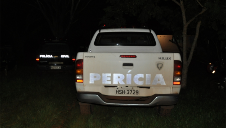 Perícia esteve no local
