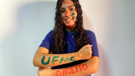 Garota ingressou na UFMS e já cursa direito