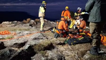 Criança caiu de uma altura de 70 metros