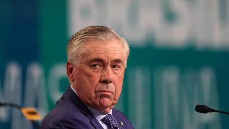 T&eacute;cnico da sele&ccedil;&atilde;o brasileira, Carlo Ancelotti