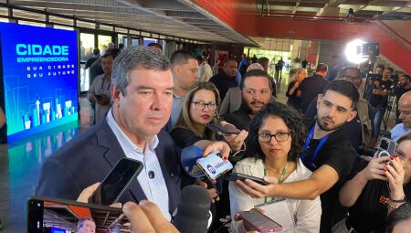 Governador Eduardo Riedel