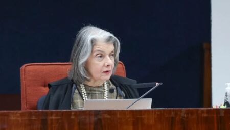 C&aacute;rmen L&uacute;cia