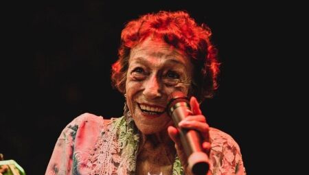 Filme 'A Dama do Rasqueado' estreia em homenagem à cantora Delinha