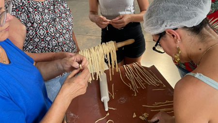 Curso gratuito de massas acontece nesta quarta-feira no Bairro Caiçara