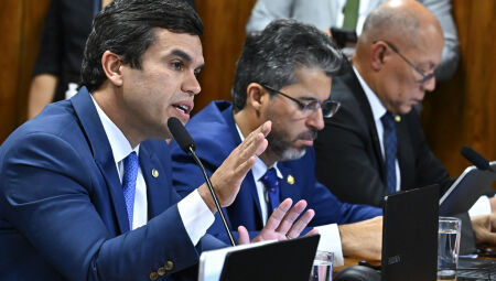 O deputado reforçou a necessidade da CPMI aprofundar as investigações sobre o uso de empresas de fachada
