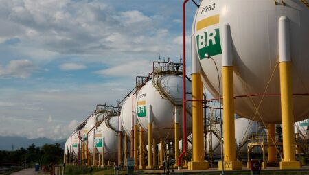Gás natural terá leve queda no preço
