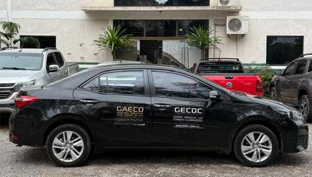 Viatura do GAECO na  prefeitura de Bonito - 