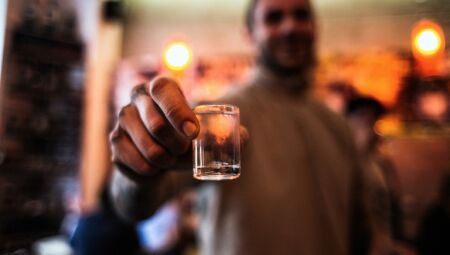 Brasil está assustado diante dos graves casos de intoxicação por metanol noticiados nos últimos dias