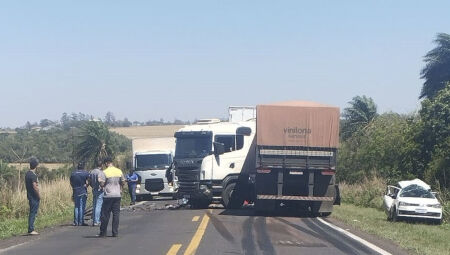 Acidente paralizou a rodovia