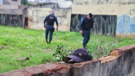 Policiais salvaram a vítima