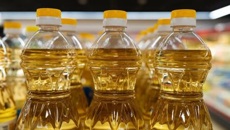 Várias garrafas de óleo foram recuperadas