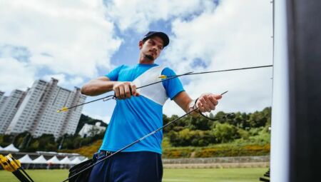 Marcus D'Almeida reassume liderança do ranking mundial de tiro com arco