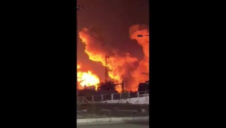 Explosões em Msayleh após ataques aéreos de Israel 