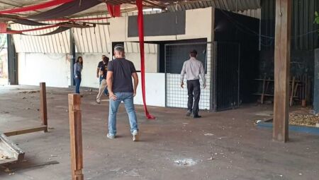 A vítima foi achada após o cheiro forte da decomposição se espalhar pela região