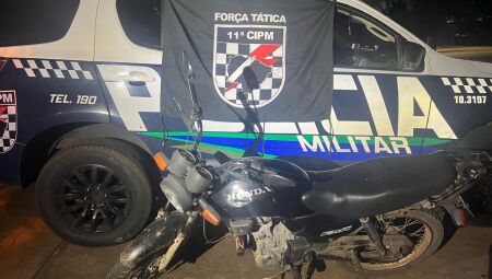 Bandido fica sem gasolina na moto após furtar loja e acaba preso no Monte Castelo