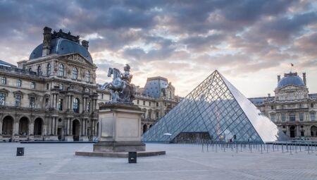 Museu do Louvre fecha neste domingo após roubo de joias de Napoleão