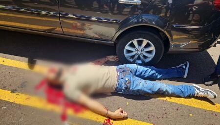 AGORA: Homem é morto a tiros em estacionamento de shopping da fronteira