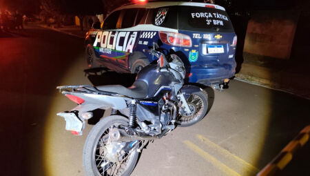 Motocicleta furtada foi recuperada