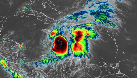 Furacão Melissa se torna tempestade mais forte do mundo 