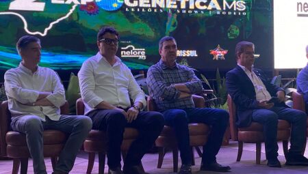 Posse aconteceu na noite desta sexta-feira