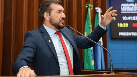 Vídeo: "A esquerda gosta é de bandido", rebate deputado em discussão na Alems