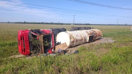 O acidente aconteceu na noite de ontem