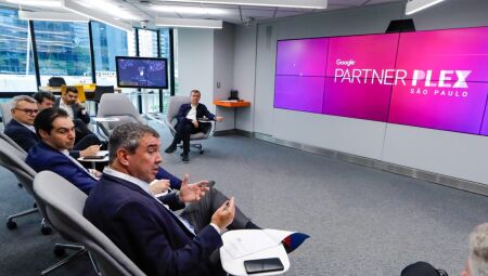 O anúncio foi feito durante reunião na sede do Google, em São Paulo